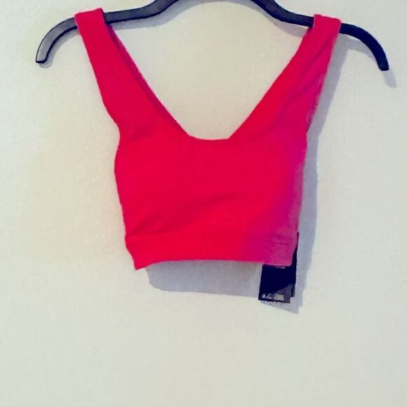 ID Ideology Performance Medium Impact Sports Bra, S - Fiery Pink - Picture 2 of 8